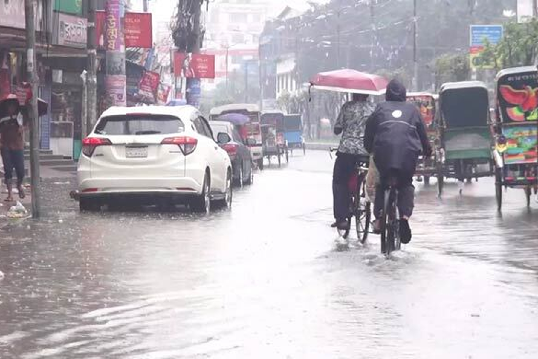 বিপৎসীমার ওপরে দক্ষিণের ৯ নদীর পানি